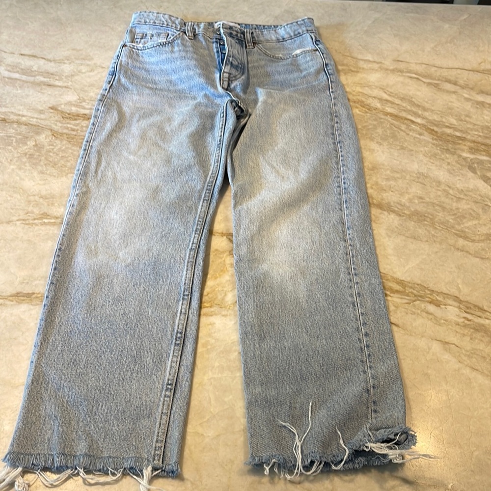 Zara button fly jeans with a frayed him size 4